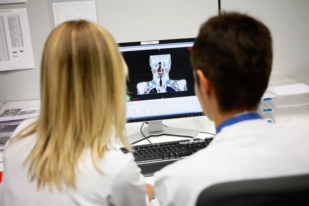 癌症晚期放疗是救人还是害人,什么癌细胞放疗杀不死