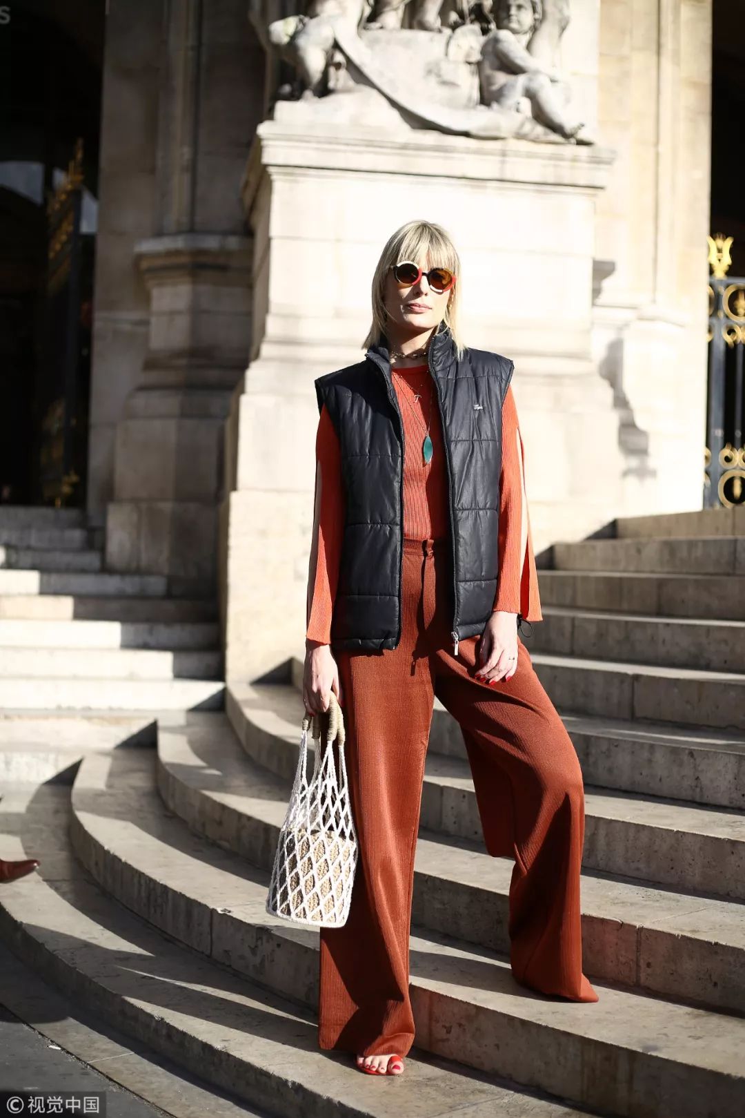 羽绒服选购全攻略,羽绒服怎么介绍有高级感