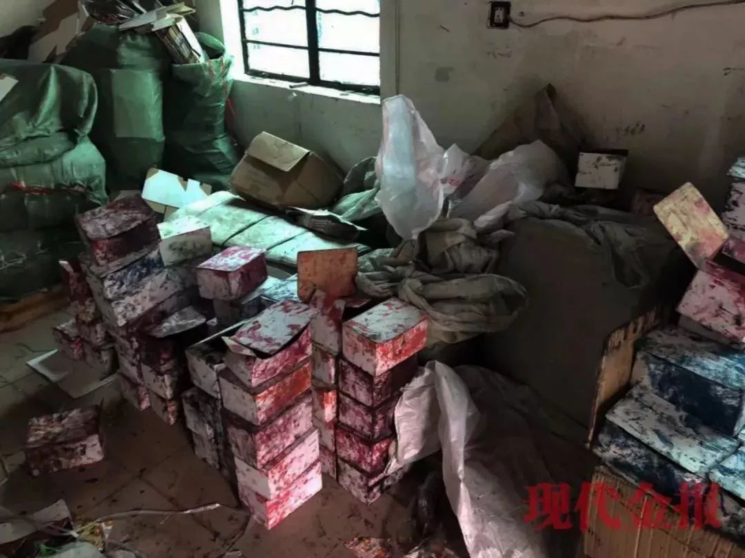 紧急！成本不超1元，生产过程触目惊心！你老婆可能正在用！