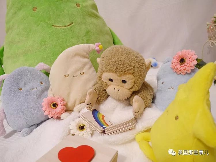 看到陪伴自己长大的玩偶获得重生，大概真的会开心到流泪吧