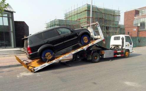 汽车保险道路救援高速上免费吗,保险车辆道路救援服务标准