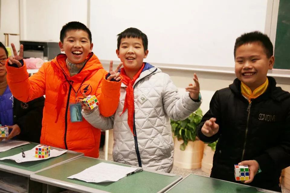 玩嗨啦，缤纷吉尼斯——快来看，我区这所学校的“缤纷吉尼斯，挑战向未来”活动