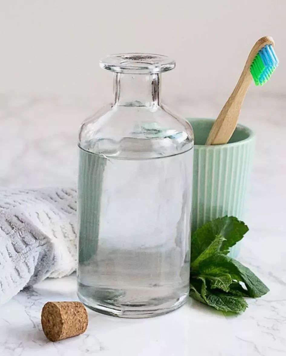 羽绒服脏了怎么洗的小妙招,羽绒服袖口脏了洗干净小妙招