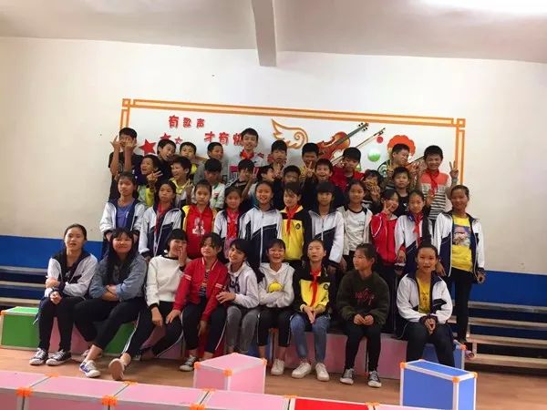 「新闻扶贫行动」多方帮助下，博白这位血管瘤女孩迎来春天