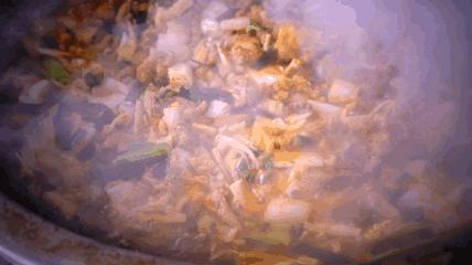 舌尖上的味道大理土鸡米线,舌尖上的大理味道