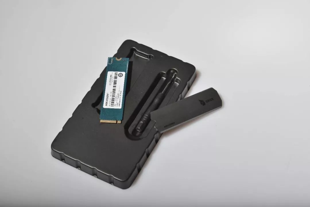 海康威视ssd固态硬盘c2000,海康威视a200固态硬盘评测