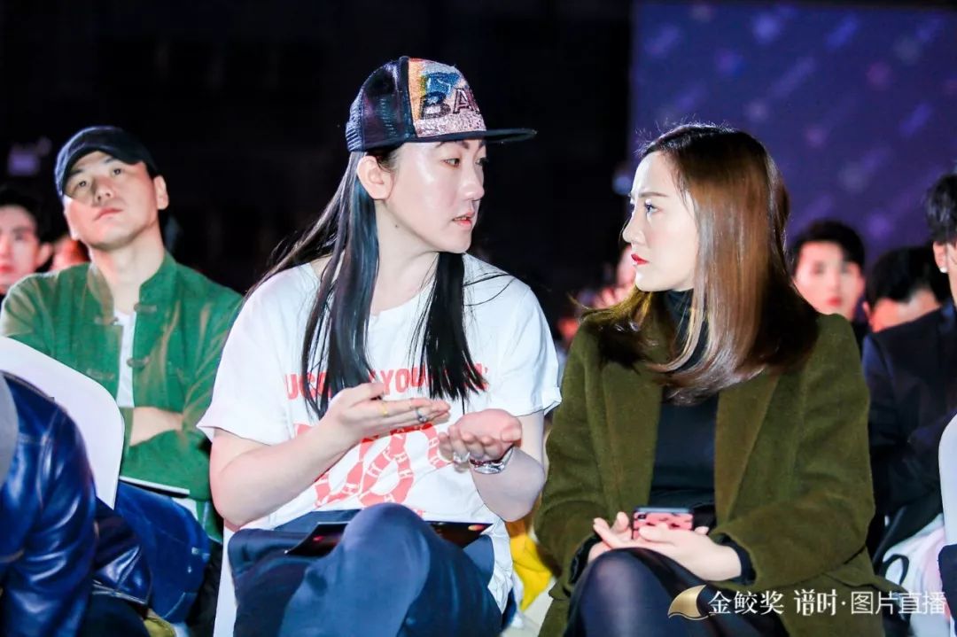 鍗冧汉瑙佽瘉,鍗冧汉瑙佽瘉澶у挅浜戦泦