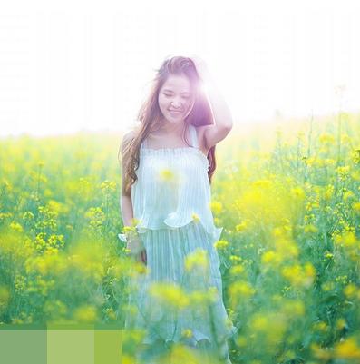 拍照油菜花技术技巧,手机拍摄油菜花人像摄影方法