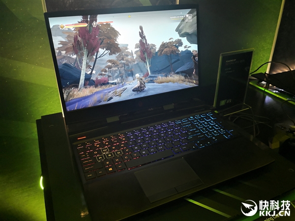 RTX20系列Max-Q游戏本集体秀：不止轻薄更有窄边框