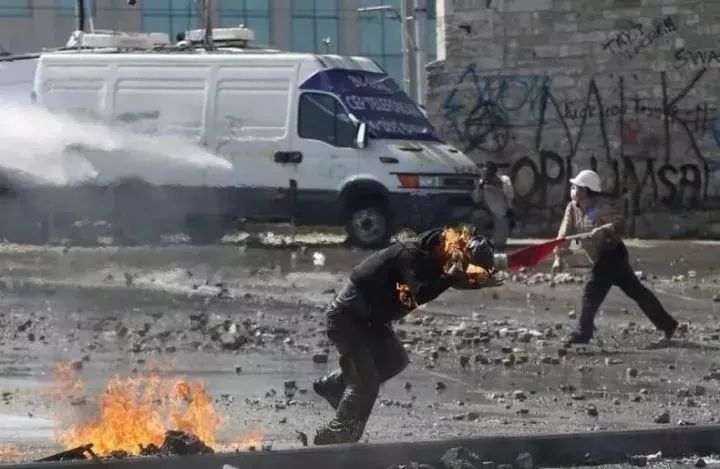 好嗨哟让音乐燃爆全场,好嗨哟歌曲100首dj版