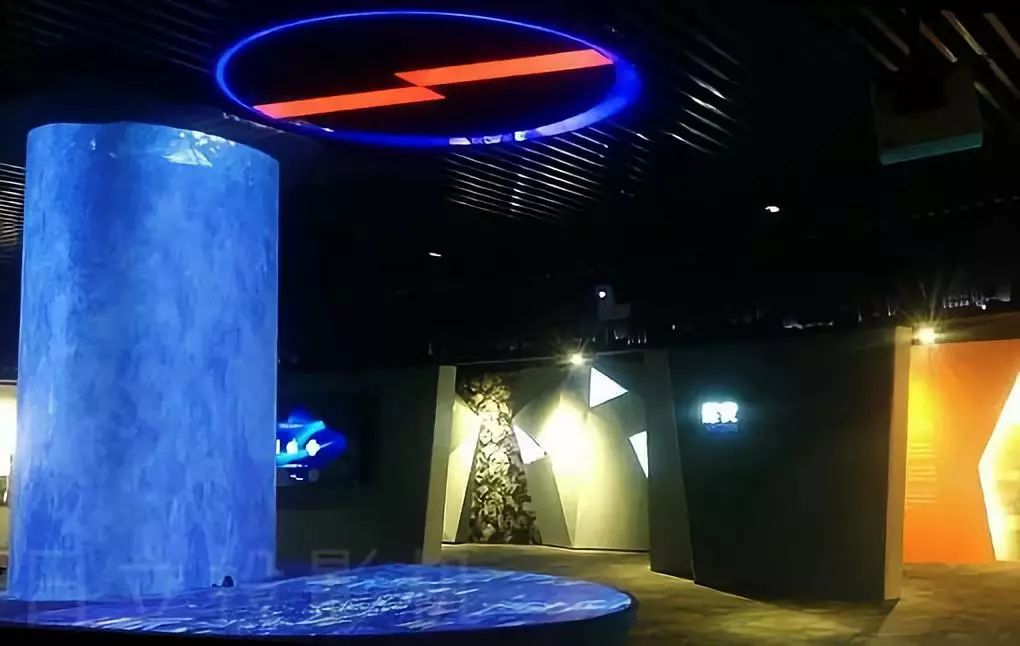 日立工程投影机视频,日立大型工程投影机