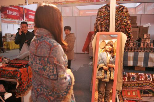 定制空调、专车服务、免费停车……金沙滩啤酒城“暖心”购年货