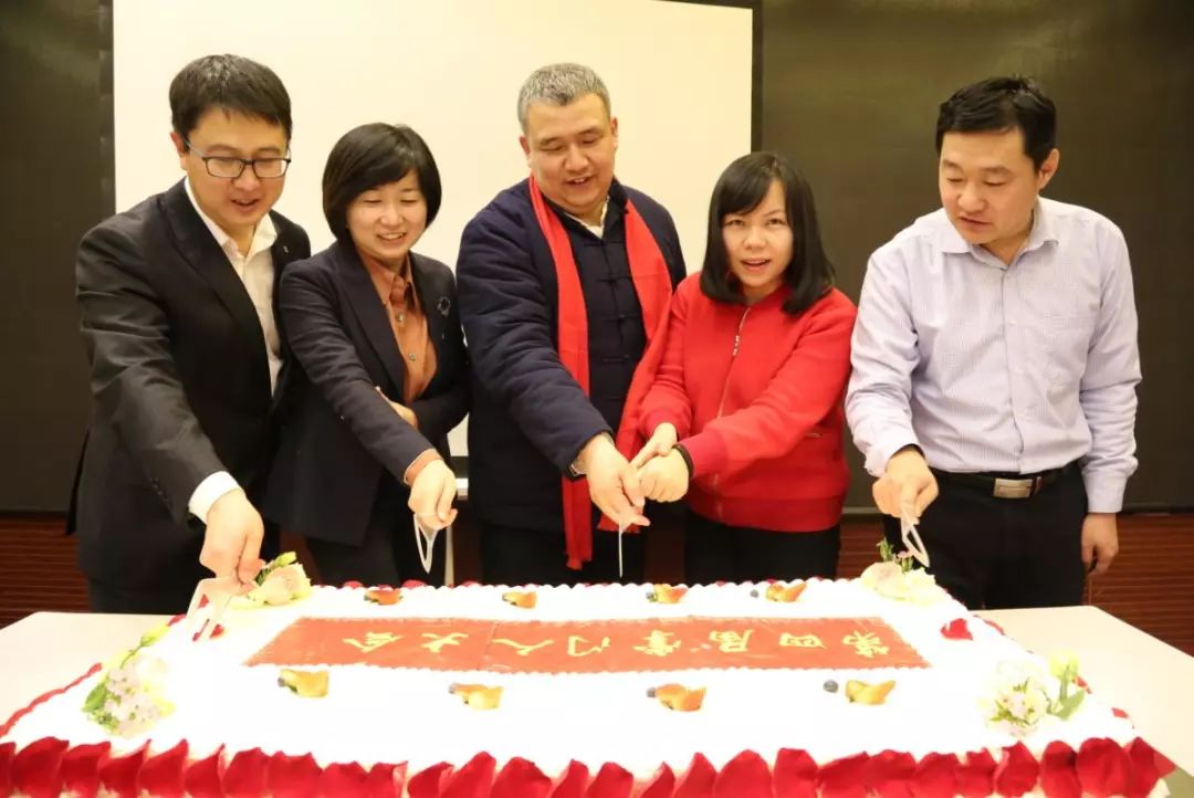 第四届掌门人大会完美上演!丰厚大奖刷爆,自媒体大咖人人满载而归