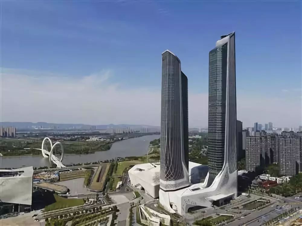 那些震撼人心的建筑物,双子塔的震撼