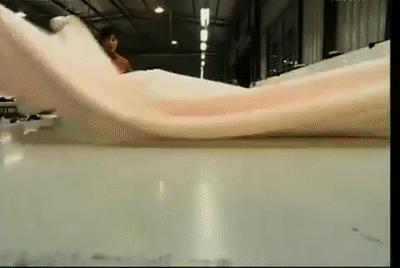 塑料瓶可以制成衣服吗,塑料瓶能做什么衣服卖