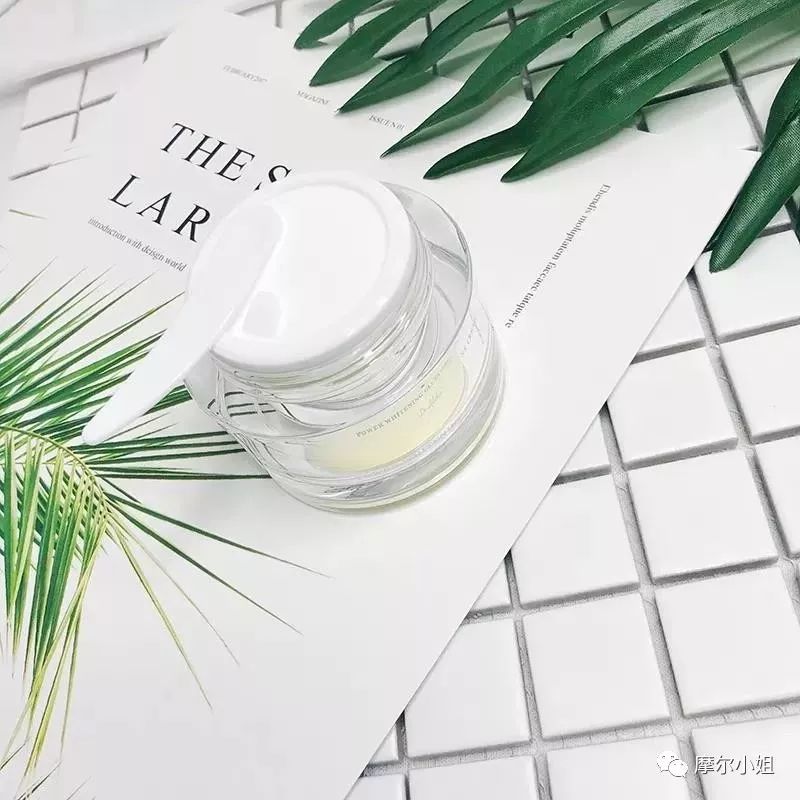 郑秀妍护肤推荐什么牌子,韩国哪一款素颜霜好用明星用