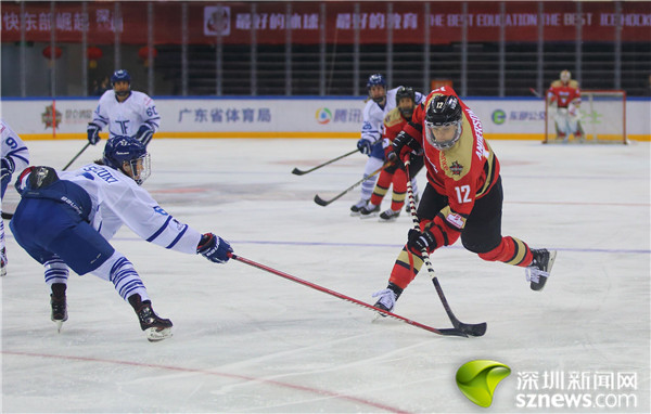 CWHL万科阳光队主场3:1逆转获胜代理主帅首秀“开门红”