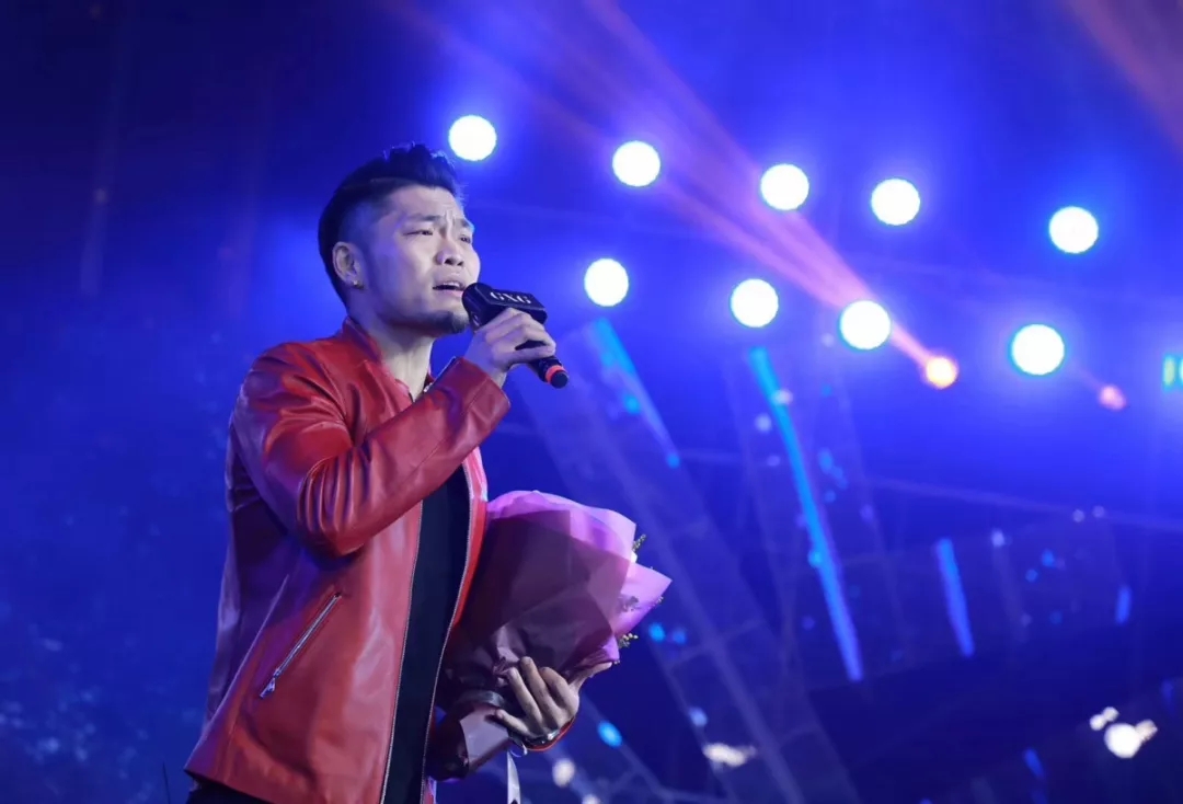 宁波年会哪家强？这家保洁阿姨穿上晚礼服那家获奖10万元