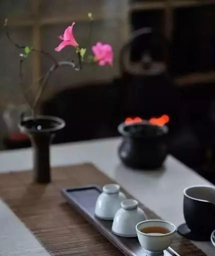 如果不喝酒猪八戒也不敢调戏嫦娥,如果不喝酒在酒桌上怎么办