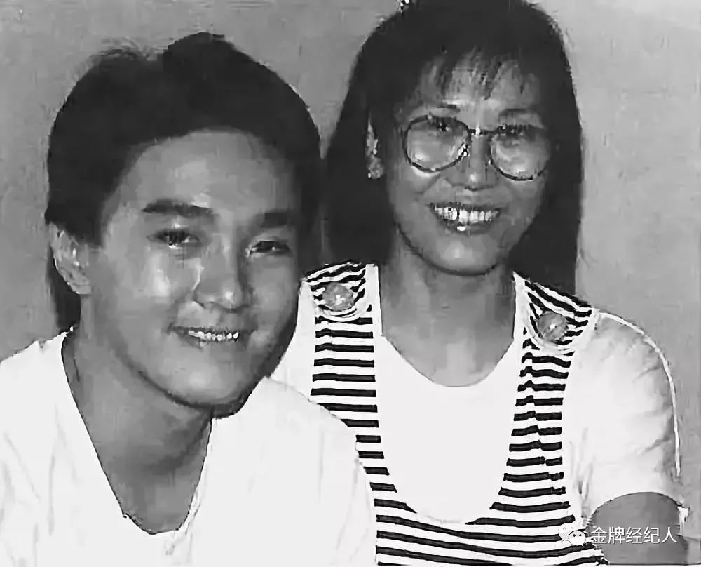 周星驰喜剧的外表悲剧的内核,周星驰为什么拍出来都是喜剧