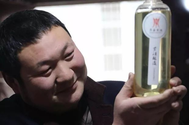 房县新闻一壶小黄酒,房县黄酒一壶价格