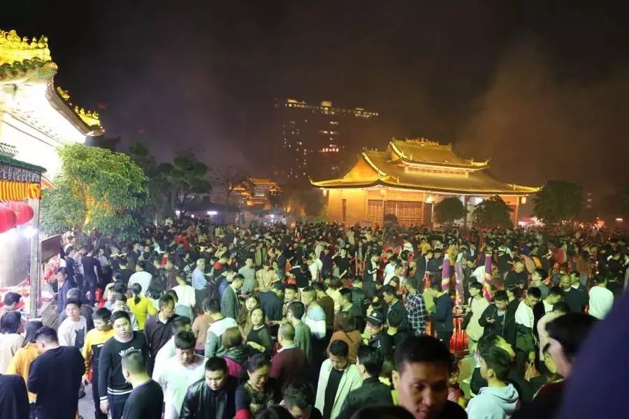 震撼南京灯光秀,玄武山最新景点