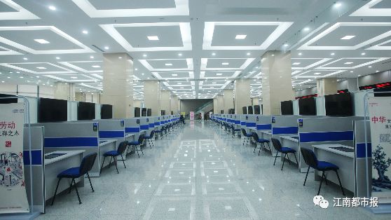 南昌市招聘员工基本工资多少合适,南昌招聘会最高岗位月薪2万元