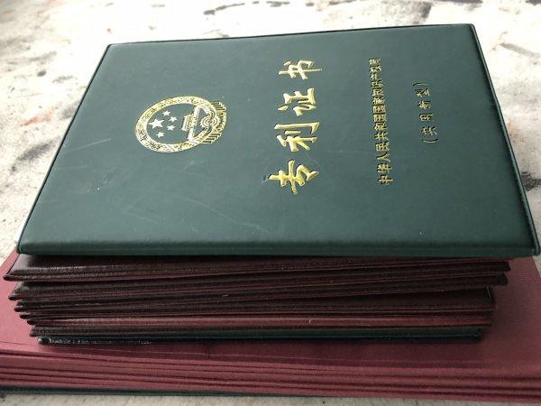 70岁老人搞科研,七旬老人搞科研