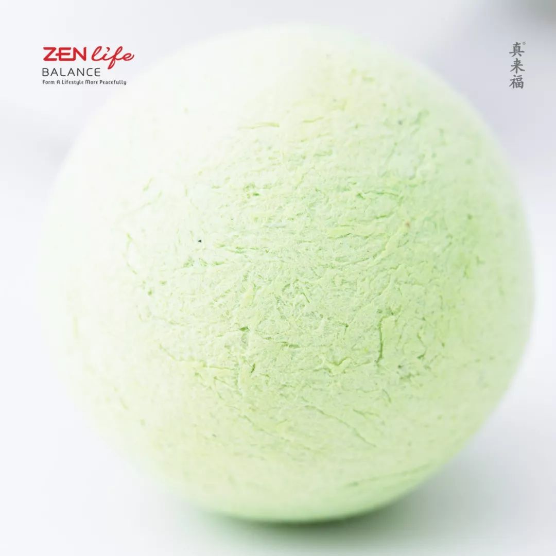 这颗小白球,居然彻底治愈了我的脚臭,日本家庭必备的除臭杀菌神物,三分钟还你一个清新的“脚气”!