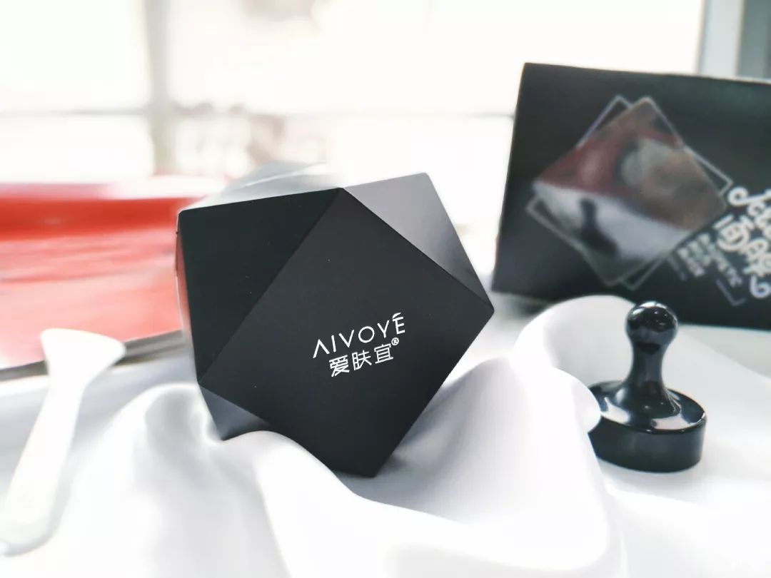 火山泥膜深层清洁面膜测评,嫩肤的白泥面膜评测