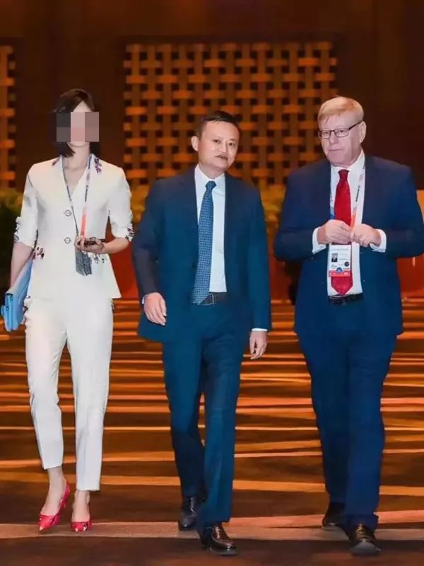 微商卖面膜被坑,卖面膜离职的女高管