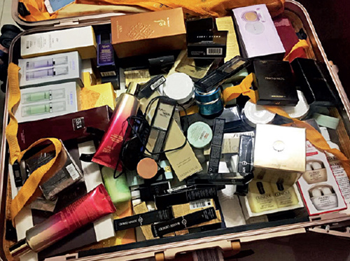 代购生死劫:十字路口的观望