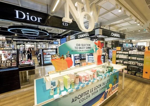 国内免税店购物必买,中国首家市内免税店在哪