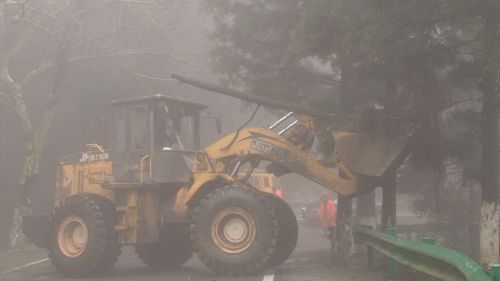 高温迎峰度夏多措并举保供电,低温雨雪冰冻天气供水保障