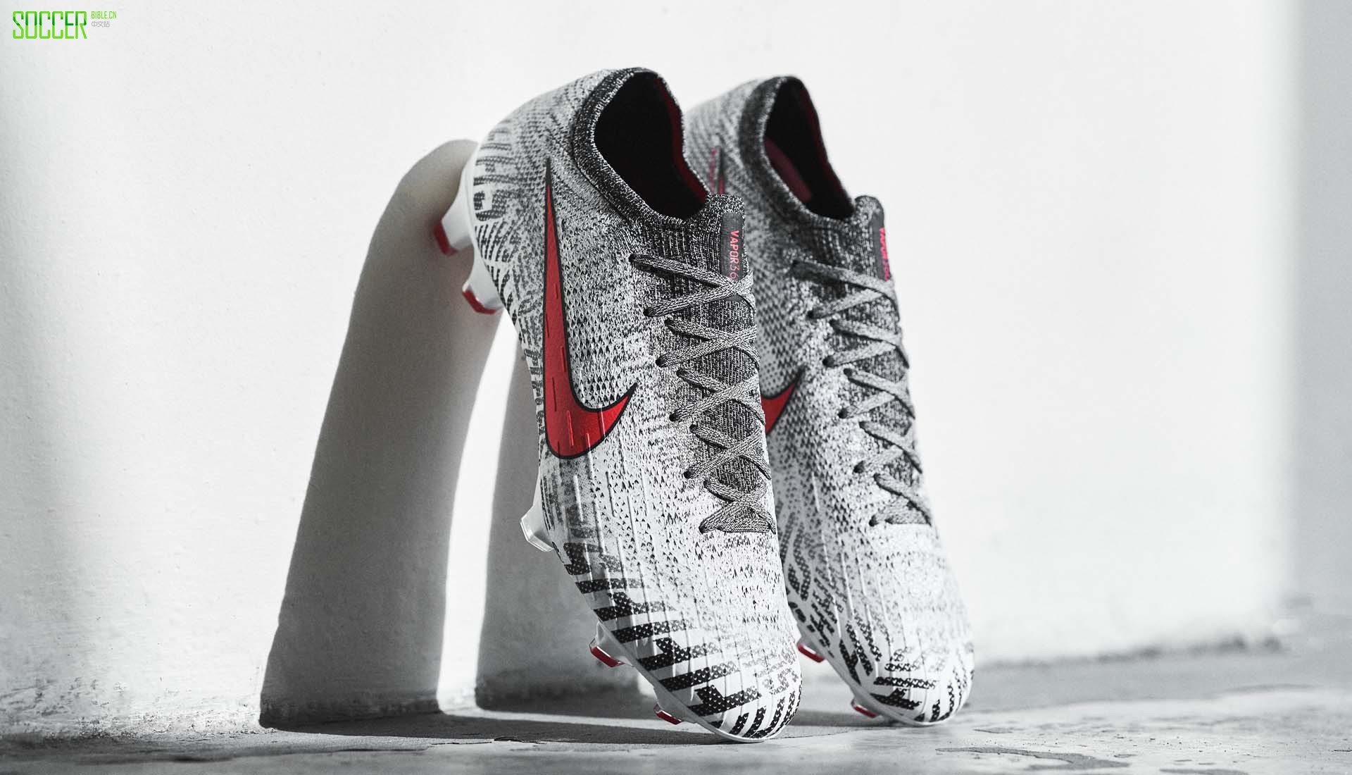 耐克内马尔个人专属单品,nike内马尔专属球鞋