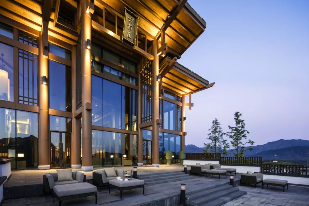 这家扎根在花海的悦榕庄即将迎来暖意春天！千元直降还含SPA,高铁1.5h!