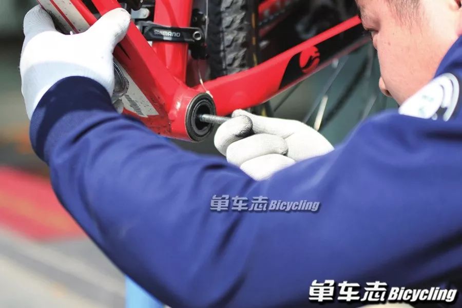 山地车五通滑牙修复多少钱,山地车五通清洗