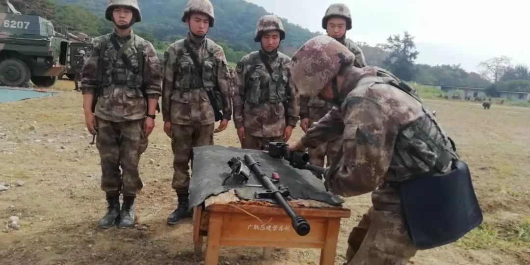 专业训练多久能做引体向上,专业训练一个月