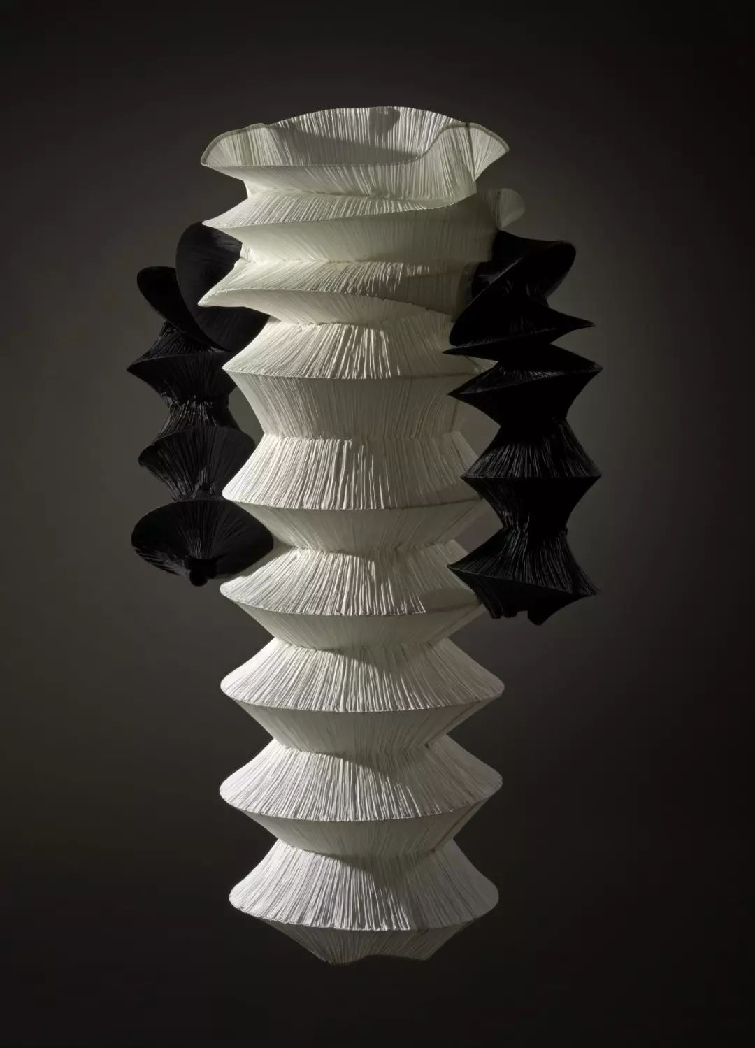 雕塑是纯艺吗,有软的雕塑吗