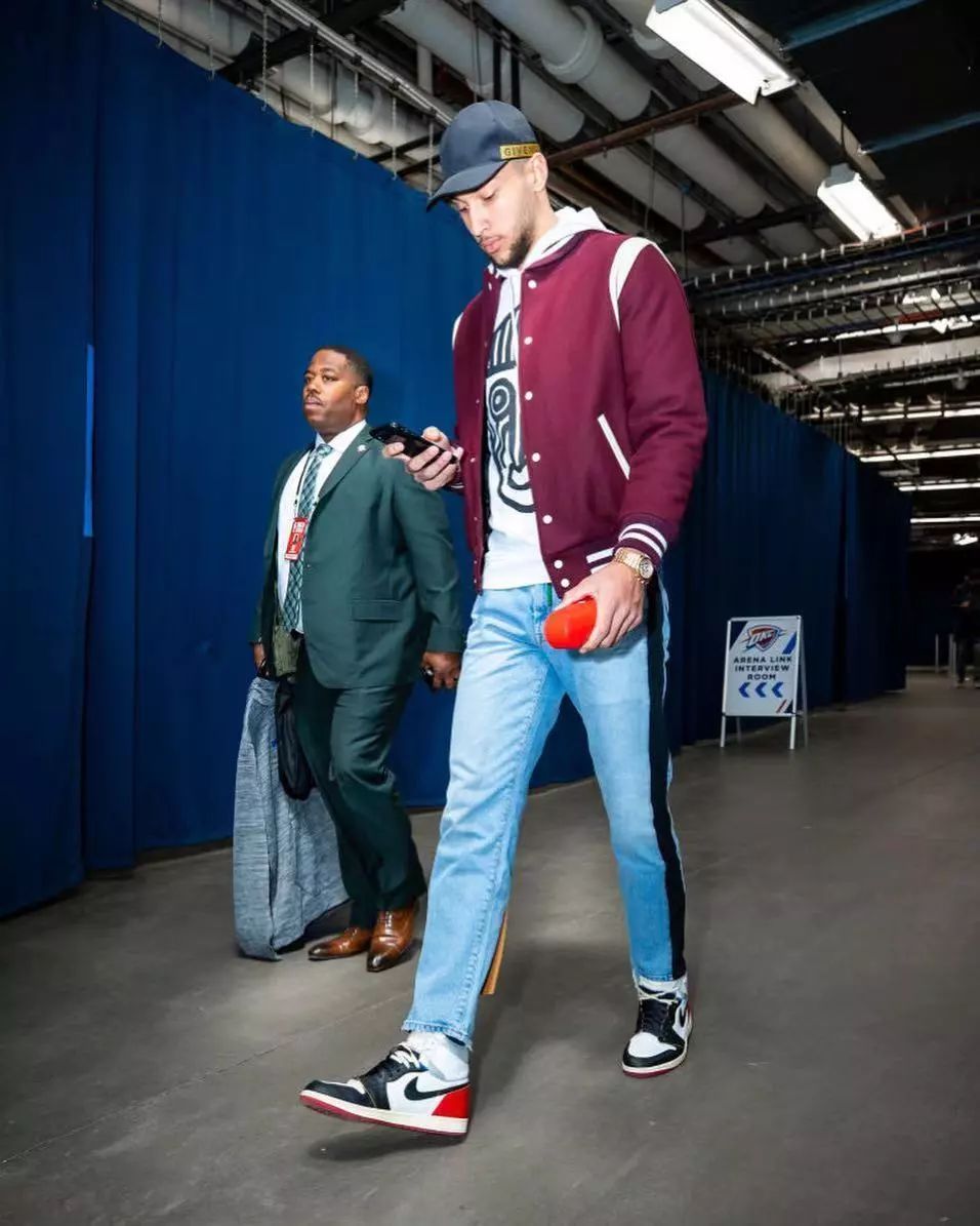 今日球鞋上脚一览aj11,耐克和lpl联名的鞋