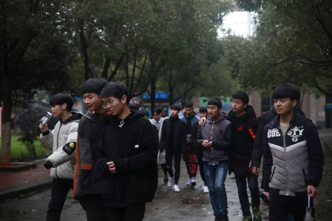 四海学子,四海学子齐祝福