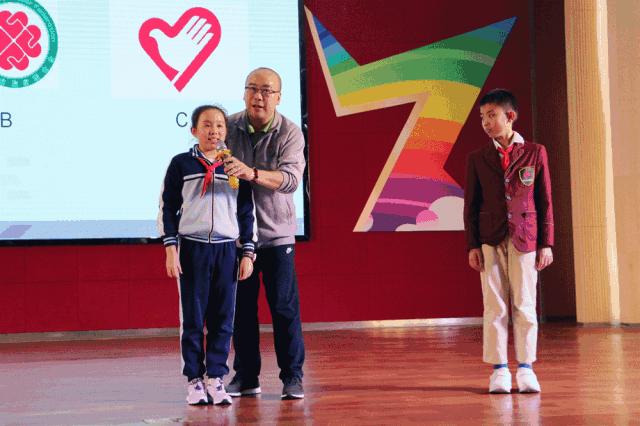 平凡中的不平凡有幸做一名志愿者,我是一名平凡的志愿者