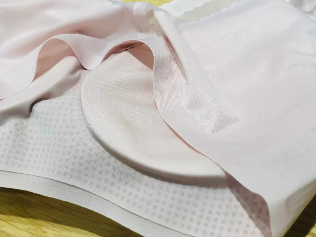 无钢圈零束缚舒适内衣,无肩带无钢圈超舒服的内衣