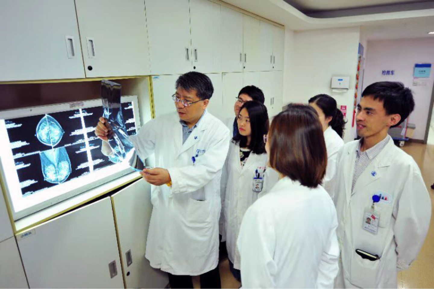 复旦大学附属肿瘤医院乳腺癌疗效赶超美国