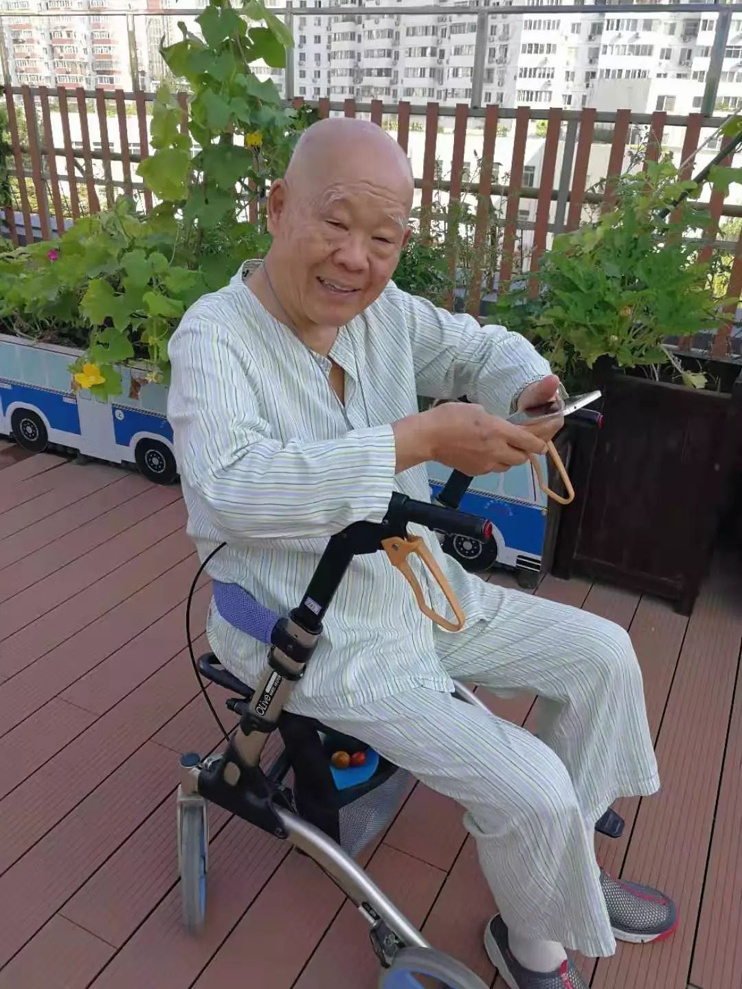 周末养老院看护青岛,社区养老院哪里找