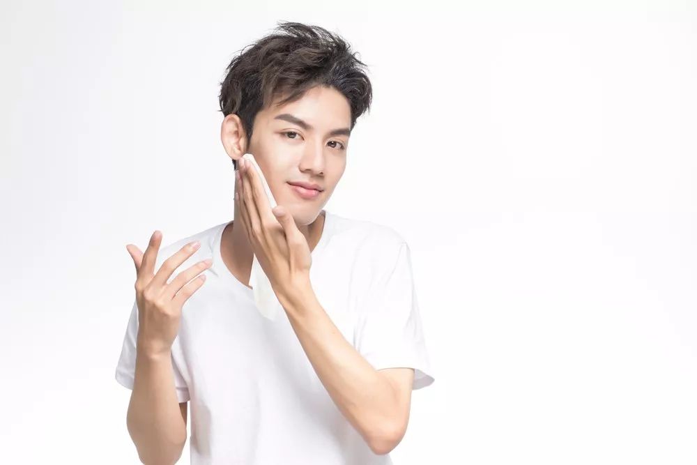 刘涛真人秀用的化妆品,刘涛林允素颜视频