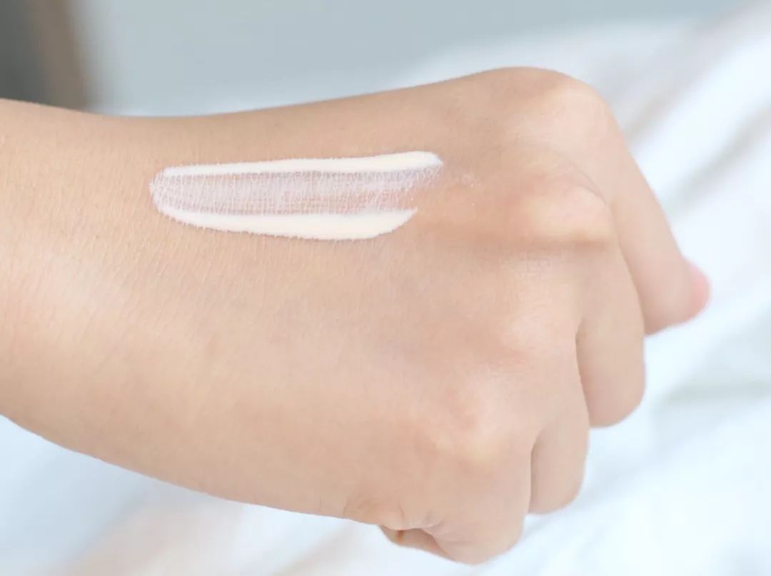 石原里美代言妆前乳,日本销量第一产品