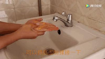 用什么洗碗既去油又无残留,洗碗不管多油多脏教你一招