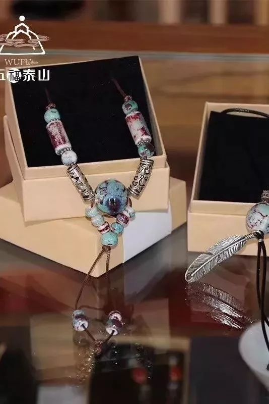 碧霞元君泰山奶奶挂件,泰山玉挂件泰山石敢当