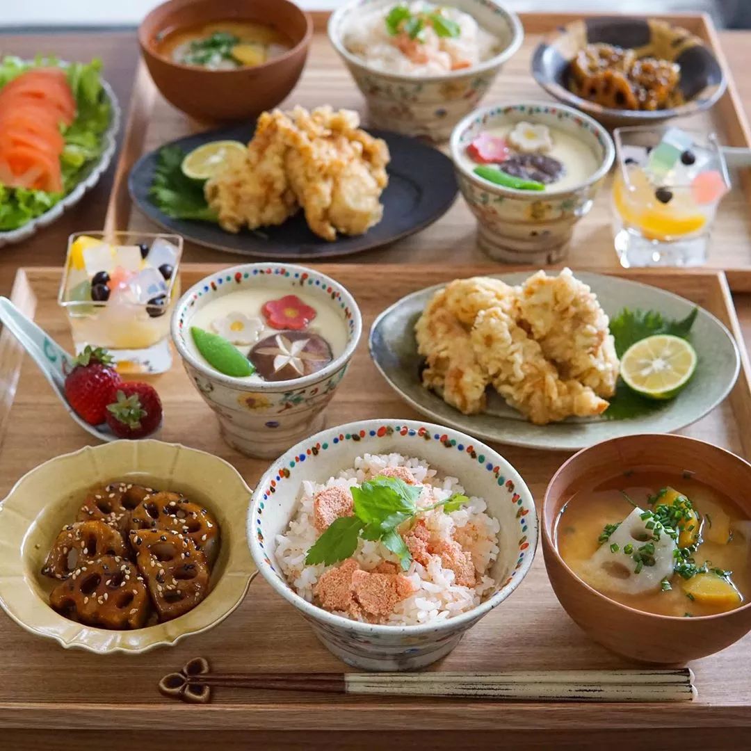 被11万网友狂求菜谱,这家人的一日三餐,为什么这么有魔力?